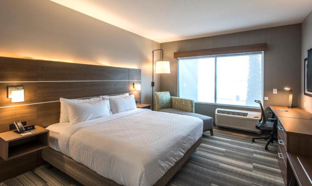 Holiday Inn Express & Suites - Phoenix North - Happy Valley by IHG